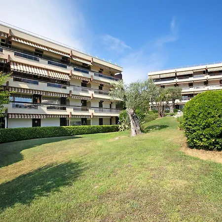 Les Oliviers - Happy